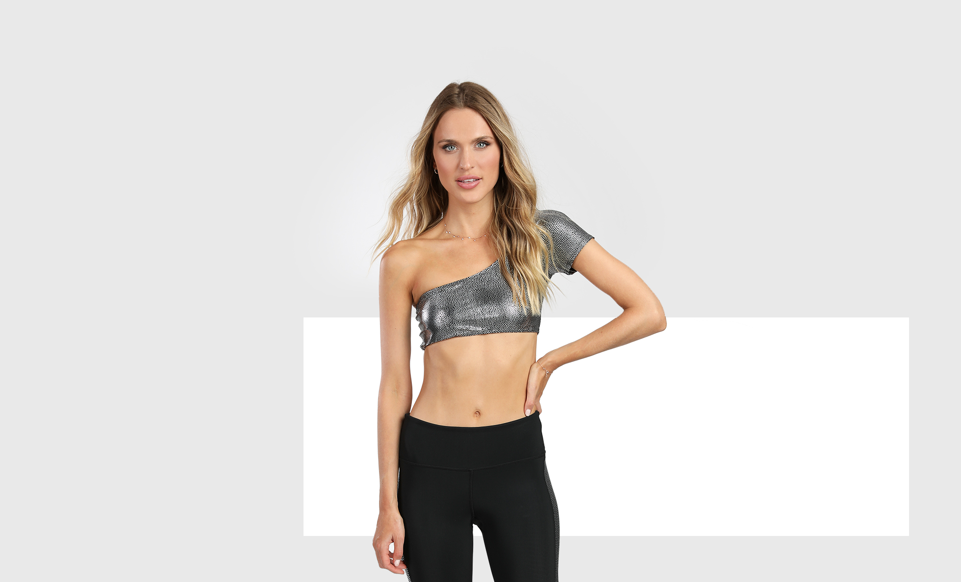 cover women sportswear